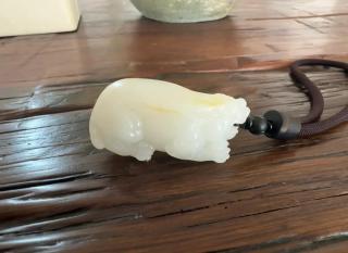 🐉和田玉貔貅:白度与产地的秘密🔍